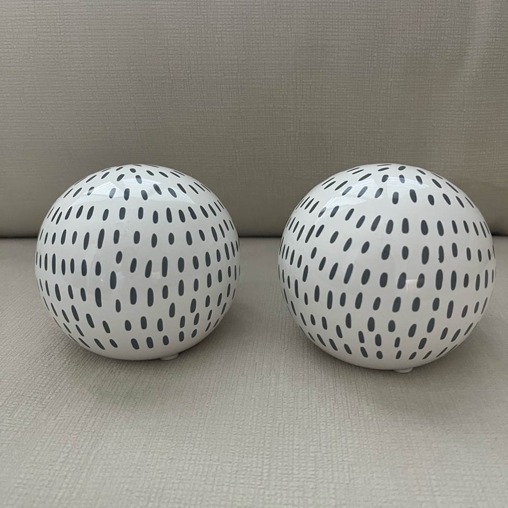 White and Gray Ceramic Patterned Decorative Spheres